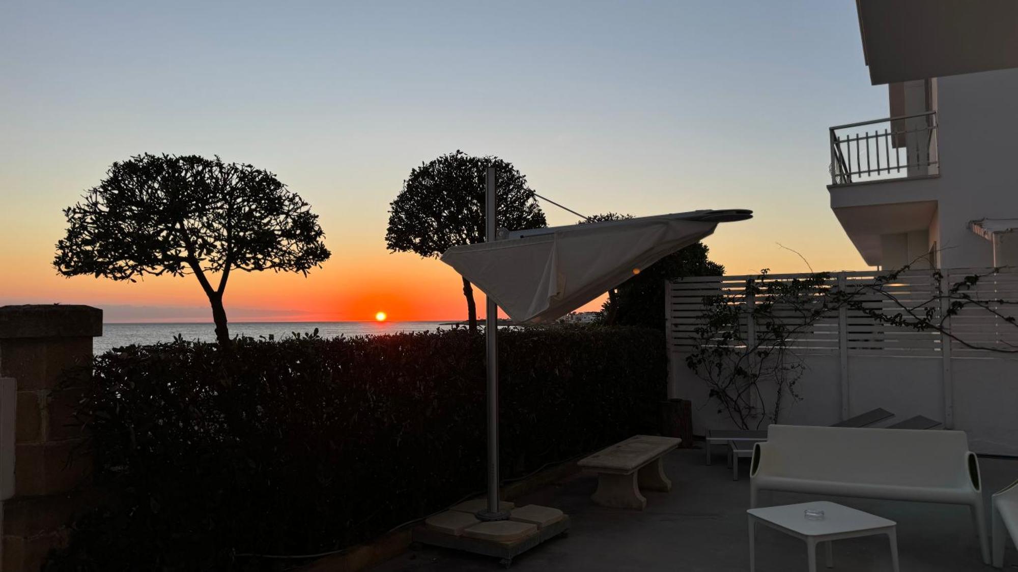 Bed and Breakfast Sunset Bay Torre Suda Exterior foto